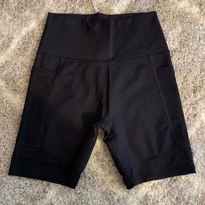 aerie size L black bike shorts